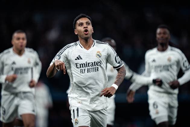 Real Madrid CF v Atletico de Madrid - UEFA Champions League MADRID, SPAIN, MARCH 4: Rodrygo Goes of Real Madrid CF celebrating after scoring his goal during the 1st leg UEFA Champions League round of 16 between Real Madrid CF and Atletico de Madrid at Estadio Santiago Bernabeu on March 4, 2025 in Madrid, Spain. Madrid Estadio Santiago Bernabeu Madrid Spain Copyright: xAlexxPerezx RealMadridAtleticoUCL4March350