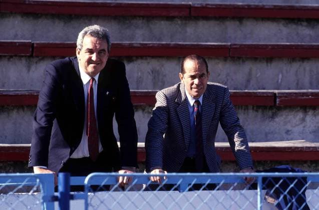 Archivbilder der Woche SPORT KW10 foto IPP alberto sabattini 1989 nella foto il giornalista sportivo bruno pizzul con l ex calciatore luis luisito suarez italy ITALY  Copyright: xR4924_italyphotopressx