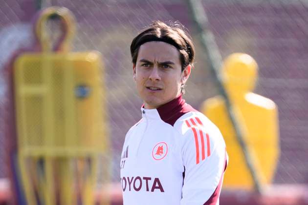 Paulo Dybala of AS Roma attends a training session the day before the Europa League football match between AS Roma and Athletic Bilbao at Centro Sportivo Fulvio Bernardini in Rome (Italy), March 5, 2025. AndreaxStaccioli