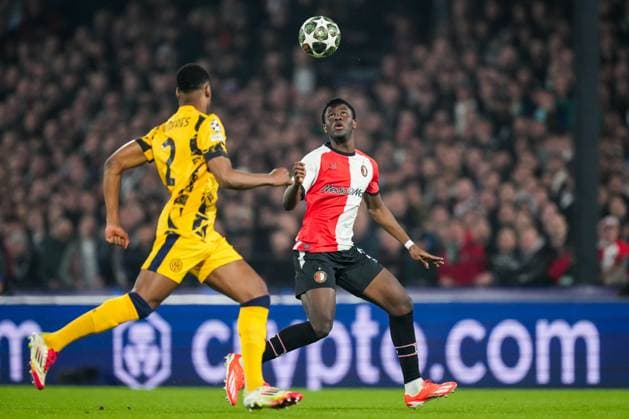 UEFA Champions League: Feyenoord v FC Inter Milan Rotterdam - Denzel Dumfries of FC Inter Milan, Ibrahim Osman of Feyenoord during the 1st leg of the round of 16 of new format of the Champions League 2024 2025. The match is set between Feyenoord and FC Inter Milan at Stadion Feijenoord De Kuip on 5 March 2025 in Rotterdam, The Netherlands. Copyright: xYannickxVerhoevenx