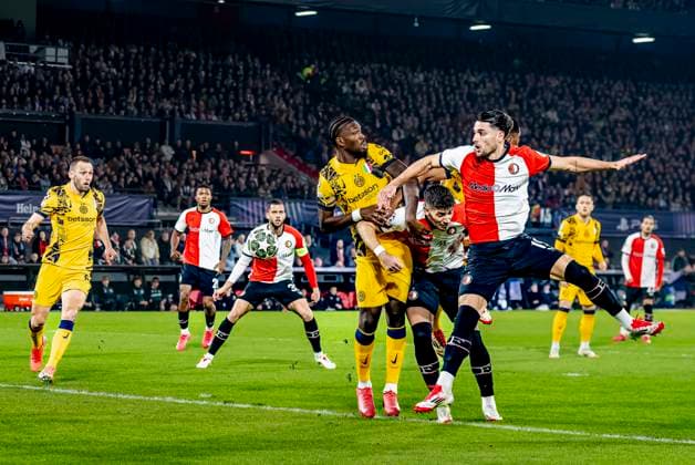 Feyenoord Rotterdam forwarder Julian Carranza during the match Feyenoord Inter at the Stadium De Kuip for the UEFA Champions League Round of 16 1st leg season 2024 2025 in ROTTERDAM, Netherlands on 5 march 2025, photo by Marcel van Dorst EYE4images DeFodi Images