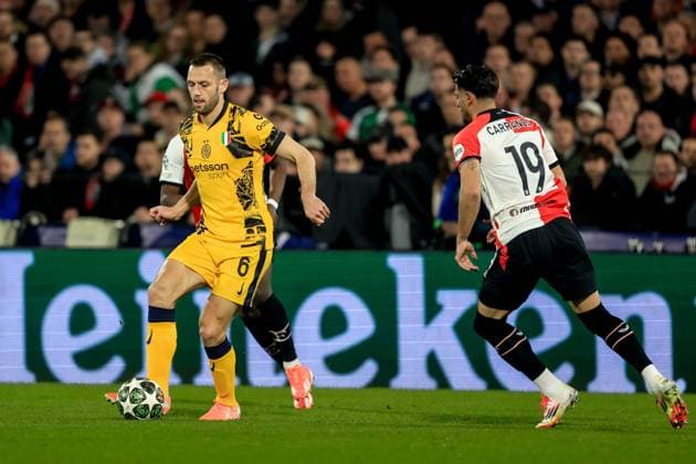 ROTTERDAM, 05-03-25, Stadium de Kuip, Champions League, 2024 2025, Feyenoord - Feyenoord Inter Milan, Feyenoord player Stefan De Vrij Feyenoord Inter Milan  x28178687x Copyright: