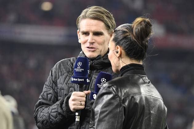 05 03 2025, xemx, Football UEFA Champions League, FC Bayern Muenchen Bayer 04 Leverkusen v l Sports Director Christoph Freund Bayern Muenchen interviewed by Blue Sport and presenter Valentina Maceri DFL DFB REGULATIONS PROHIBIT ANY USE OF PHOTOGRAPHS as IMAGE SEQUENCES and or QUASI VIDEO Muenchen