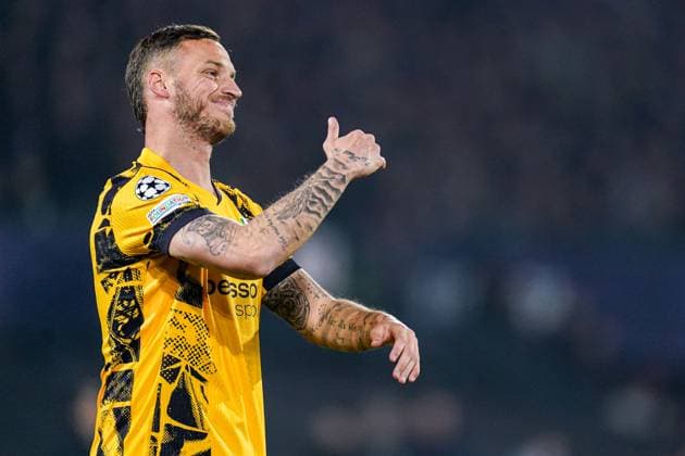 2025-03-05 Feyenoord v FC Internazionale Milano - UEFA Champions League 2024 25 Round of 16 First Leg ROTTERDAM, NETHERLANDS - MARCH 5: Marko Arnautovic of FC Internazionale Milano smiling during the UEFA Champions League 2024 25 Round of 16 First Leg match between Feyenoord and FC Internazionale Milano at Stadion Feijenoord on March 5, 2025 in Rotterdam, Netherlands. Rotterdam Stadion Feijenoord Netherlands Content not available for redistribution in The Netherlands directly or indirectly through any third parties. Copyright: xJorisxVerwijstx
