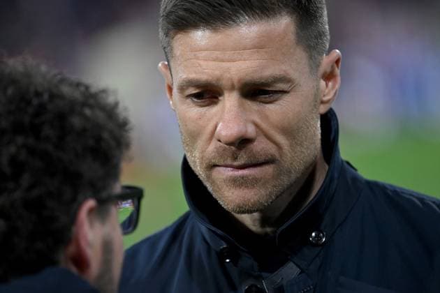 05 03 2025, xjrdrx, Football UEFA Champions League, FC Bayern Muenchen Bayer 04 Leverkusen v l Trainer Xabi Alonso Bayer Leverkusen DFL DFB REGULATIONS PROHIBIT ANY USE OF PHOTOGRAPHS as IMAGE SEQUENCES and or QUASI VIDEO Muenchen