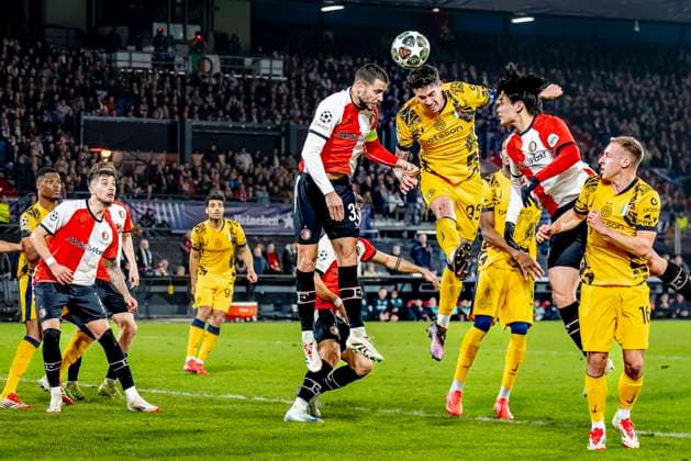 FC Internazionale Milan defender Alessandro Bastoni, Feyenoord Rotterdam forwarder Ayase Ueda, Feyenoord Rotterdam defender David Hancko during the match Feyenoord Inter at the Stadium De Kuip for the UEFA Champions League Round of 16 1st leg season 2024 2025 in ROTTERDAM, Netherlands on 5 march 2025, photo by Marcel van Dorst EYE4images DeFodi Images