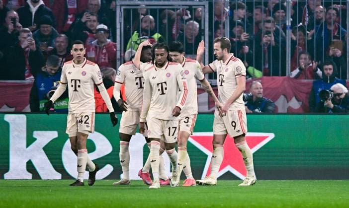 Harry Kane FC Bayern Muenchen celebrates his first goal with his teammates during the UEFA Champions League 2024 25 Round of 16 First Leg match between FC Bayern München and Bayer 04 Leverkusen at Allianz Arena on March 5, 2025 in Munich, Germany Photo by Silas Schueller DeFodi Images