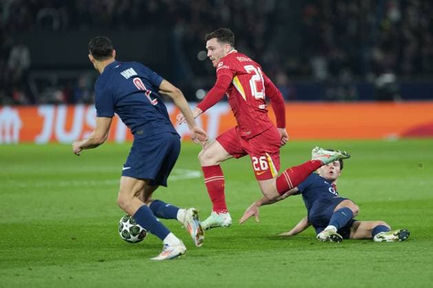 Andy Robertson of Liverpool Paris Saint-Germain v Liverpool, UEFA Champions League, Round of 16, First Leg, Football, Parc des Princes, Paris, France - 05 Mar 2025 EDITORIAL USE ONLY No use with unauthorised audio, video, data, fixture lists, club league logos or live services. Online in-match use limited to 120 images, no video emulation. No use in betting, games or single club league player publications. Copyright: xDavexWinter Shutterstockx 15178313s