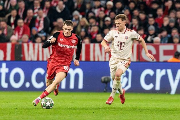 UEFA Champions League, FC Bayern Munich Bayer 04 Leverkusen 05 03 2025 duel Florian Wirtz Bayer 04 Leverkusen, 10 , Joshua Kimmich FC Bayern Munich, 6 UEFA Champions League round of 16 first leg, FC Bayern Munich Bayer 04 Leverkusen Munich, Allianz Arena on 05 03 2025 Copyright: xBEAUTIFULxSPORTS Wunderlx