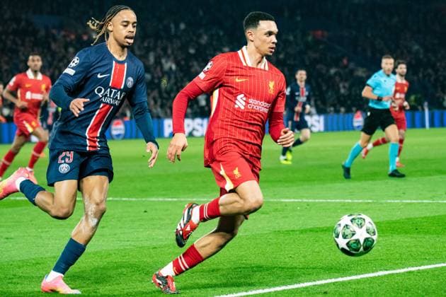 FOOTBALL : Paris SG vs FC Liverpool - Ligue des Champions - 8e de Finale aller - 05 03 2025 Trent Alexander-Arnold (FC Liverpool) Bradley Barcola (Paris SG) ParisFrance  Copyright: xBaptistexAutissierx