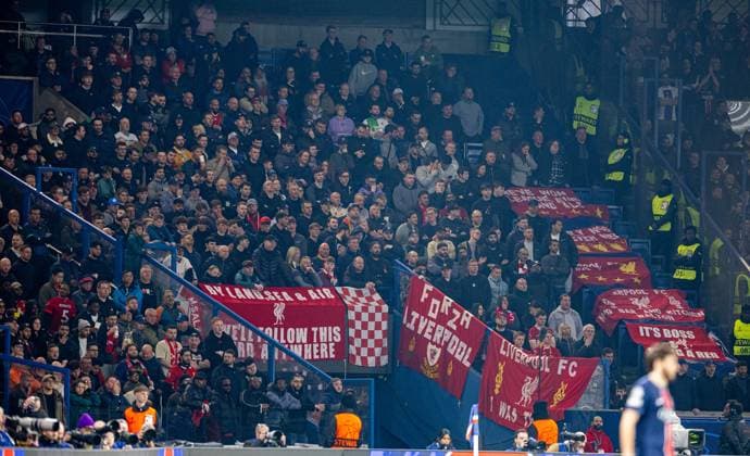 Football - UEFA Champions League - Round of 16 1st Leg - Paris Saint-Germain v Liverpool FC PARIS, FRANCE - Wednesday, March 5, 2025: Liverpool supporters during the UEFA Champions League Round of 16 1st Leg game between Paris Saint-Germain and Liverpool FC at the Parc des Princes. (Photo by David Rawcliffe Propaganda) PARIS Parc des Princes ÃŽLE-DE-FRANCE FRANCE  Copyright: xDavidxRawcliffex P2025-03-05-PSG_Liverpool-49