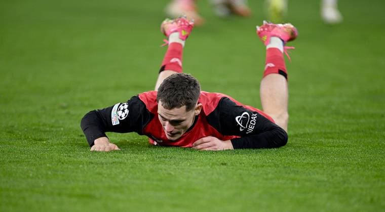 FOOTBALL CHAMPIONS LEAGUE SEASON 2024 2025 Round of 16 first leg FC Bayern Muenchen Bayer 04 Leverkusen 05 03 2025 Florian Wirtz Bayer 04 Leverkusen