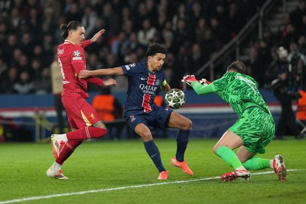 A mad scramble in the penalty area as Darwin Nunez of Liverpool, Marquinhos of PSG and Gianluigi Donnarumma of PSG all compete for a loose ball Paris Saint-Germain v Liverpool, UEFA Champions League, Round of 16, First Leg, Football, Parc des Princes, Paris, France - 05 Mar 2025 EDITORIAL USE ONLY No use with unauthorised audio, video, data, fixture lists, club league logos or live services. Online in-match use limited to 120 images, no video emulation. No use in betting, games or single club league player publications.  Copyright: xDavexWinter Shutterstockx 15178313bl