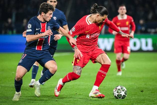 March 5, 2025, Paris, France, France: Joao NEVES of PSG and Darwin NUNEZ of FC Liverpool during the UEFA Champions League match between Paris Saint-Germain and Liverpool FC at Parc des Princes Stadium on March 05, 2025 in Paris, France. Paris France - ZUMAm308 20250305_zsp_m308_008 Copyright: xMatthieuxMirvillex