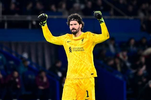 FOOTBALL : PSG vs Liverpool - Ligue des Champions - 05 03 2025 Alisson Becker ( 1 - Liverpool ) celebrates during the UEFA Champions League match between Paris Saint Germain and Liverpool FC at Parc Des Princes on March 05 , 2025 in Paris, France. ( Photo by Dante Badano PsnewZ ) - ParisFrance  Copyright: xDantexBadanox