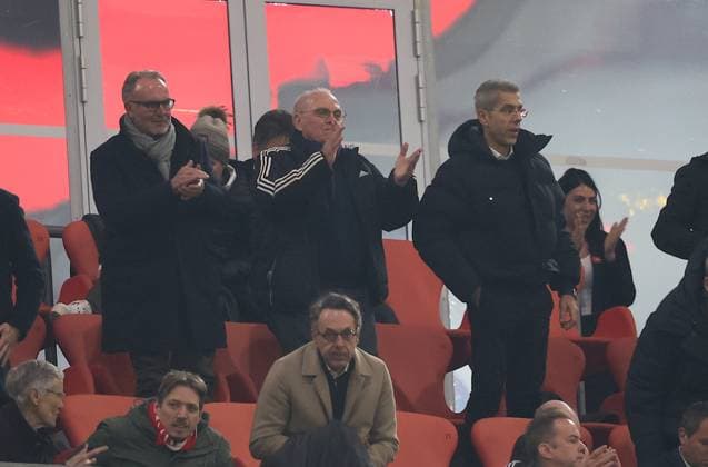 Applause from the VIP stand with Karl Heinz RUMMENIGGE and Uli HOENESS HOENEß , former football player, manager and FC Bayern President Football Bayern Leverkusen Football Champions League, FC Bayern Munich Bayer 04 Leverkusen, round of 16, season 2024 2025, on 5 03 2025 in Munich, A L L I A N Z A R E N A, Germany Source Copyright Credit Oryk HAIST xFUSSBALL-BAYERN-LEVERKUSENx