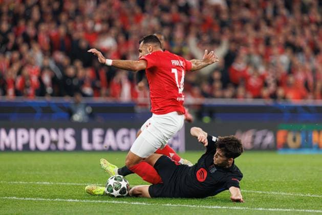 Pau Cubarsi and Vangelis Pavlidis seen during UEFA Champions League Round of 16 game between teams of SL Benfica and FC Barcelona, Barca (Maciej Rogowski) Lisboa Estadio Da Luz Portugal Copyright: xMaciejxRogowskix slbfcb2425-12