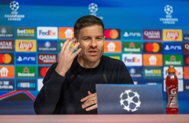 Soccer, Men, Season 2024 2025, Champions League Round of 16, First leg , FC Bayern München Bayer Leverkusen 3 0 , Coach Xabi Alonso Bayer 04 Leverkusen , 05 03 2025, Copyright: xMatthiasxKochx