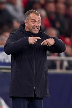 SL Benfica Vs FC Barcelona, Barca - UEFA Champions League 2024 25 Round Of 16 First Leg Hansi Flick, Head Coach of FC Barcelona reacts during the warm up prior to the UEFA Champions League 2024 25 UEFA Champions League 2024 25 Round of 16 first leg match between SL Benfica and FC Barcelona at on March 05, 2025 in Lisbon, Portugal. Lisbon, Portugal Lisbon Portugal  Copyright: xJosexManuelxAlvarezxReyx originalFilename:alvarezrey-slbenfic250305_npaN7.jpg