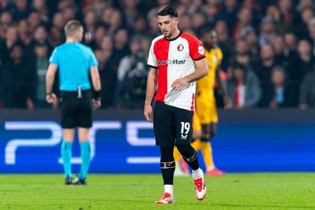 2025-03-05 Feyenoord v FC Internazionale Milano - UEFA Champions League 2024 25 Round of 16 First Leg ROTTERDAM, NETHERLANDS - MARCH 5: Julian Carranza of Feyenoord looks dejected after conceding the team s first goal during the UEFA Champions League 2024 25 Round of 16 First Leg match between Feyenoord and FC Internazionale Milano at Stadion Feijenoord on March 5, 2025 in Rotterdam, Netherlands. Rotterdam Stadion Feijenoord Netherlands Content not available for redistribution in The Netherlands directly or indirectly through any third parties. Copyright: xJorisxVerwijstx