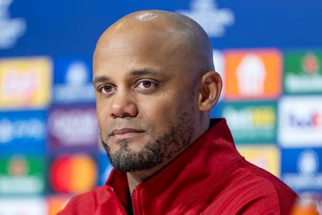 Vincent Kompany Head Coach, FC Bayern Muenchen at the post-match press conference Portrait Portraet GER, FC Bayern Muenchen vs Bayer 04 Leverkusen, Football, Champions League, Round of 16, First leg, Season 2024 2025, 05 03 DFL DFB REGULATIONS PROHIBIT ANY USE OF PHOTOGRAPHS as IMAGE SEQUENCES and or QUASI VIDEO GER, FC Bayern Muenchen vs Bayer 04 Leverkusen, Football, Champions League, Round of 16, First leg, Season 2024 2025, 05 03 Muenchen Copyright: xEibner-Pressefoto HeikexFeinerx EP_HFR