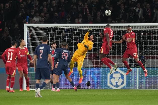 Man of the Match Alisson Becker of Liverpool makes another save Paris Saint-Germain v Liverpool, UEFA Champions League, Round of 16, First Leg, Football, Parc des Princes, Paris, France - 05 Mar 2025 EDITORIAL USE ONLY No use with unauthorised audio, video, data, fixture lists, club league logos or live services. Online in-match use limited to 120 images, no video emulation. No use in betting, games or single club league player publications. Copyright: xDavexWinter Shutterstockx 15178313fu