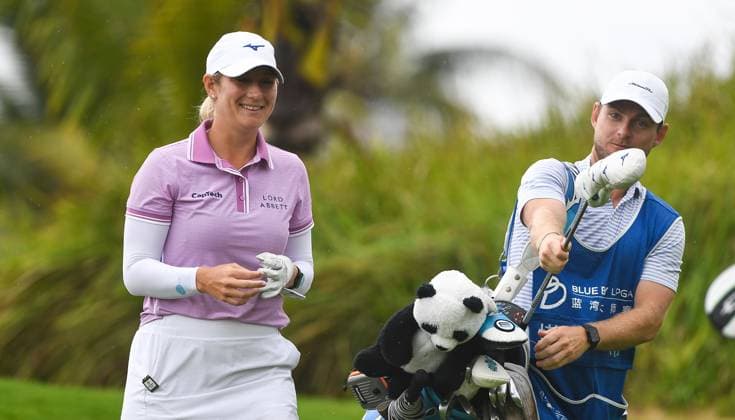 (250306) -- LINGSHUI, March 6, 2025 -- Bailey Tardy (L) of the United States reacts during the first round of the Blue Bay LPGA, Golf Damen golf tournament in Lingshui, south China s Hainan Province, March 6, 2025. ) (SP)CHINA-HAINAN-LINGSHUI-GOLF-BLUE BAY LPGA (CN) YangxGuanyu 