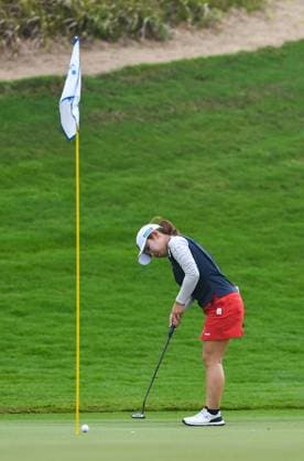(250306) -- LINGSHUI, March 6, 2025 -- Furue Ayaka of Japan plays a shot during the first round of the Blue Bay LPGA, Golf Damen golf tournament in Lingshui, south China s Hainan Province, March 6, 2025. ) (SP)CHINA-HAINAN-LINGSHUI-GOLF-BLUE BAY LPGA (CN) YangxGuanyu 