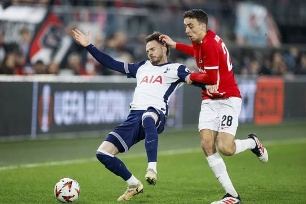 Sport Bilder des Tages ALKMAAR - (l-r) James Maddison of Tottenham Hotspur FC, Zico Buurmeester of AZ Alkmaar during the UEFA Europa League match between AZ Alkmaar and Tottenham Hotspur FC at the AFAS stadium on March 6, 2025 in Alkmaar, Netherlands. ANP KOEN VAN WEEL UEFA Europa League 2024 25 Round of 16 Second Leg 2024 25 xVIxANPxSportx xxANPxIVx 521710190 originalFilename: 521710190.jpg