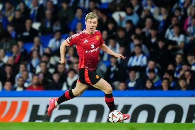 Real Sociedad de Futbol v Manchester United, ManU - UEFA Europa League 2024 25 Round of 16 First Leg Rasmus Hojlund centre-forward of Manchester United and Denmark during the UEFA Europa League 2024 25 Round of 16 First Leg match between Real Sociedad de Futbol and Manchester United at Reale Arena on March 6, 2025 in San Sebastian, Spain. San Sebastian Basque Country Spain  Copyright: xJosexBretonx originalFilename:bretonhernandez-realsoci250306_npqvL.jpg