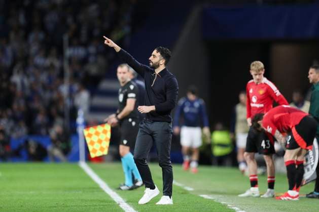 Real Sociedad v Manchester United, ManU FC Manchester United Manager Ruben Amorim gestures during the Real Sociedad v Manchester United FC UEFA Europa League Round of 16 1st leg match at the Reale Arena, Donostia-San Sebastian, Spain on 6 March 2025 Credit: Phil Duncan Every Second Media Editorial use only. All images are copyright Every Second Media Limited. No images may be reproduced without prior permission. Copyright: xIMAGO EveryxSecondxMediax ESM-1354-0037 PhilxDuncanx xEveryxSecondxMediax