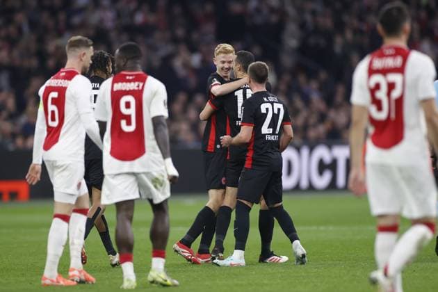 AMSTERDAM, 06-03-2025 , JohanCruyff Arena , UEFA Europa League Football season 2024 2025 , match between Ajax and Eintracht Frankfurt. Eintracht Frankfurt celebrating 1-1 , Eintracht Frankfurt player Hugo Larsson scores the goal Ajax - Eintracht Frankfurt  x28190487x Copyright: