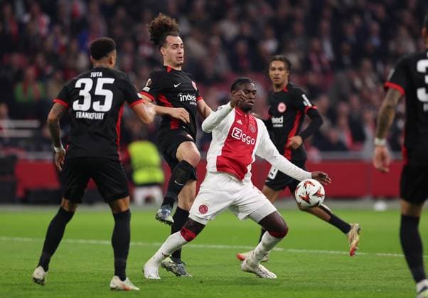 06 03 2025, Football UEFA Europa League, AFC Ajax Amsterdam Eintracht Frankfurt, emonline, emspor, v l , Arthur Theate Eintracht Frankfurt , Jorthy Mokio Ajax Amsterdam DFL DFB REGULATIONS PROHIBIT ANY USE OF PHOTOGRAPHS AS IMAGE SEQUENCES AND OR QUASI VIDEO xdcx Copyright: HMBxMedia Claus