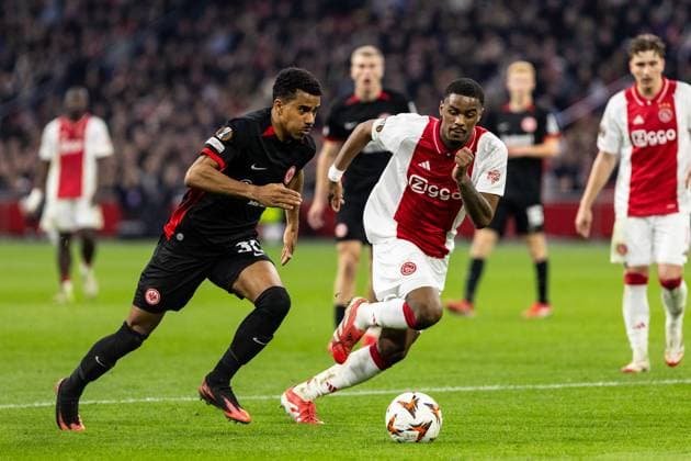 UEFA Europa League Ajax Amsterdam Eintracht Frankfurt 06 03 2025 Ansgar Knauff Eintracht Frankfurt, 36 , Jorrel Hato Ajax Amsterdam, 4 UEFA Europa League Ajax Amsterdam Eintracht Frankfurt Johan Cruijff Arena, Amsterdam 06 03 2025 Copyright: xBEAUTIFULxSPORTS Buriakovx