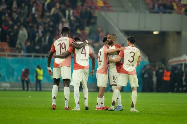 Europa League: FCSB-Olympique Lyon, Bucharest, 06.03.2025 Europa League: FCSB-Olympique Lyon, Bucharest, 06.03.2025, Lyon and FCSB players after the match. Copyright: xVLADxBEREHOLSCHIx