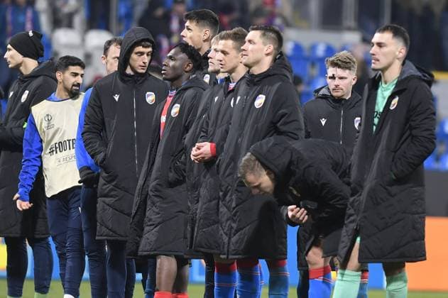 FC Viktoria Plzen players are seen after lost of the UEFA Europa League, semi-finals opening match: FC Viktoria Plzen vs Lazio, in Pilsen, Czech Republic, on March 6, 2025. (CTKxPhoto MiroslavxChaloupka) CTKPhotoP2025030610433  CTKPhotoP2025030610433