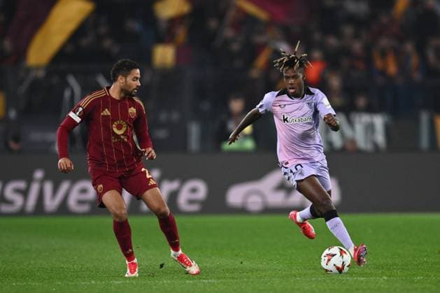 AS Roma v Athletic Club - UEFA Europa League 2024 25 Round of 16 First Leg Devyne Rensch of A.S. Roma and Nico Williams of Athletic Club de Bilbao are in action during the UEFA Europa League round of 16 first leg match between A.S. Roma and Athletic Club de Bilbao at Stadio Olimpico in Rome, Italy, on March 6, 2025. Rome Italy Italy  Copyright: xDomenicoxCippitellix originalFilename:cippitelli-asromava250306_np2WS.jpg