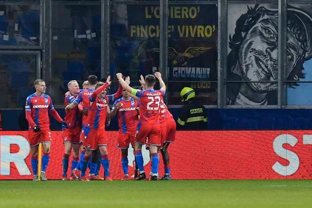 FC Viktoria Plzen players celebrate a goal during the UEFA Europa League, semi-finals opening match: FC Viktoria Plzen vs Lazio, in Pilsen, Czech Republic, on March 6, 2025. (CTKxPhoto MiroslavxChaloupka) CTKPhotoP2025030610627  CTKPhotoP2025030610627