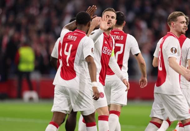 06 03 2025, Football UEFA Europa League, AFC Ajax Amsterdam Eintracht Frankfurt, emonline, emspor, v l , Jorrel Hato Ajax Amsterdam , Jordan Henderson Ajax Amsterdam jubilantly cheering jubilantly cheering DFL DFB REGULATIONS PROHIBIT ANY USE OF PHOTOGRAPHS AS IMAGE SEQUENCES AND OR QUASI VIDEO xdcx Copyright: HMBxMedia Claus