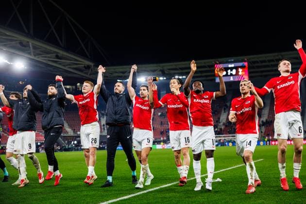 Celebration after the match AZ Tottenham at the AFAS stadium for the UEFA Europa League Round of 16 1st leg season 2024 2025 in ALKMAAR, Netherlands on 6 march 2025, photo by Jules van Iperen EYE4images DeFodi Images