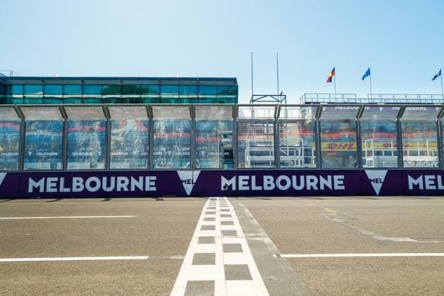 March 7, 2025, Melbourne, Victoria, Australia: Track preparations are underway at the Albert Park Grand Prix Circuit for the 2025 Australian Formula One Grand Prix, taking place from March 13 to March 16. Melbourne Australia - ZUMAs197 20250307_aaa_s197_023 Copyright: xGeorgexHitchensx