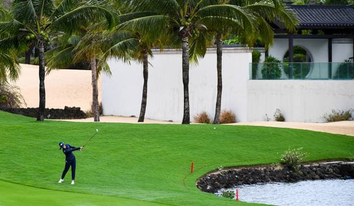 (250307) -- LINGSHUI, March 7, 2025 -- Celine Boutier of France plays a shot during the second round of the Blue Bay LPGA, Golf Damen golf tournament in Lingshui, south China s Hainan Province, March 7, 2025. ) (SP)CHINA-LINGSHUI-GOLF-BLUE BAY LPGA (CN) YangxGuanyu 