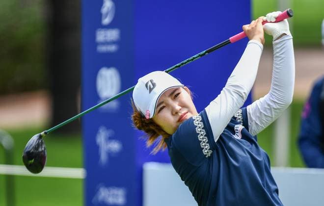 (250307) -- LINGSHUI, March 7, 2025 -- Furue Ayaka of Japan plays a shot during the second round of the Blue Bay LPGA, Golf Damen golf tournament in Lingshui, south China s Hainan Province, March 7, 2025. ) (SP)CHINA-LINGSHUI-GOLF-BLUE BAY LPGA (CN) YangxGuanyu 