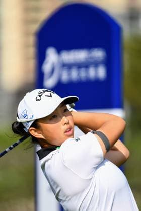 (250307) -- LINGSHUI, March 7, 2025 -- Yin Ruoning of China plays a shot during the second round of the Blue Bay LPGA, Golf Damen golf tournament in Lingshui, south China s Hainan Province, March 7, 2025. ) (SP)CHINA-LINGSHUI-GOLF-BLUE BAY LPGA (CN) YangxGuanyu 