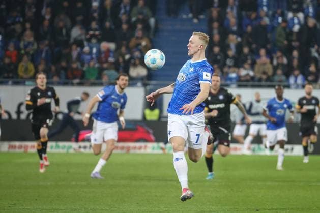 Darmstadt, Germany 07 March 2025 2 Liga 2024 2025 SV Darmstadt 98 vs Karlsruher SC In the picture Isac Lidberg Darmstadt, 7 , DFL regulations prohibit any use of photographs as image sequences and or quasi video Merck Stadion am Böllenfalltor Hessen Copyright: xFotostandx xUlrichxScherbaumx