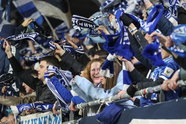 Darmstadt, Germany 07 March 2025 2 Liga 2024 2025 SV Darmstadt 98 vs Karlsruher SC In the picture the fans of Darmstadt waving fan flags and fan scarves in the fan curve DFL regulations prohibit any use of photographs as image sequences and or quasi video Merck Stadion am Böllenfalltor Hessen Copyright: xFotostandx xUlrichxScherbaumx
