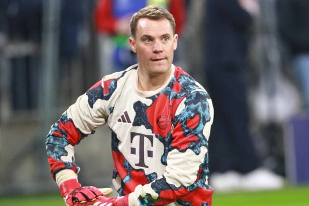 1 Manuel Neuer FCB on the ground, Portraet, Portrait, Football FC Bayern Munich Bayer 04 Leverkusen UEFA Champions League 05 03 2025 Allianz Arena PHOTO Mladen Lackovic LakoPress