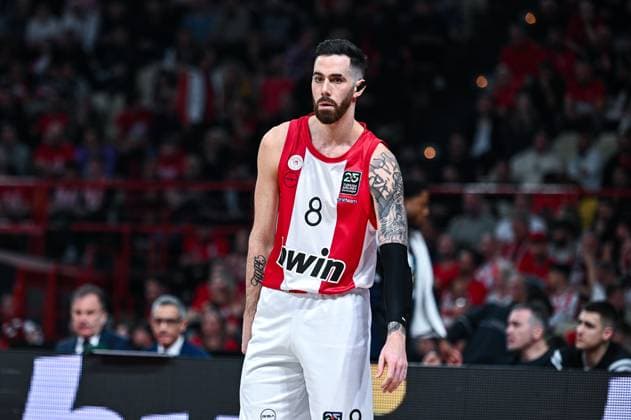 March 7, 2025, Piraeus, Piraeus, Greece: 8 LUCA VILDOZA of Olympiacos Piraeus plays during the Euroleague, Round 28 match between Olympiacos Piraeus and Partizan Mozzart Bet at Peace and Friendship Stadium on March 7, 2025, in Piraeus, Greece. Piraeus Greece - ZUMAk160 20250307_zip_k160_004 Copyright: xStefanosxKyriazisx