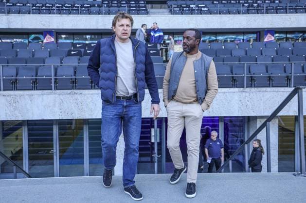 08 03 2025, Football, Season 2024 2025, 2 Bundesliga, 25 Matchday, Hertha BSC FC Schalke 04, f l Director Professional Football Youri Mulder FC Schalke 04 , Squad Planner Ben Manga FC Schalke 04 Berlin Olympiastadion Berlin Germany xRHR PHOTO TRx Copyright: TimxRehbein RHR-FOTOx RHR-FOTO TR