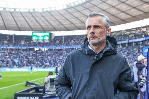 08 03 2025, Football, Season 2024 2025, 2 Bundesliga, 25 Matchday, Hertha BSC FC Schalke 04, Head Coach Kees van Wonderen FC Schalke 04 Berlin Olympiastadion Berlin Germany xRHR PHOTO TRx Copyright: TimxRehbein RHR-FOTOx RHR-FOTO TR